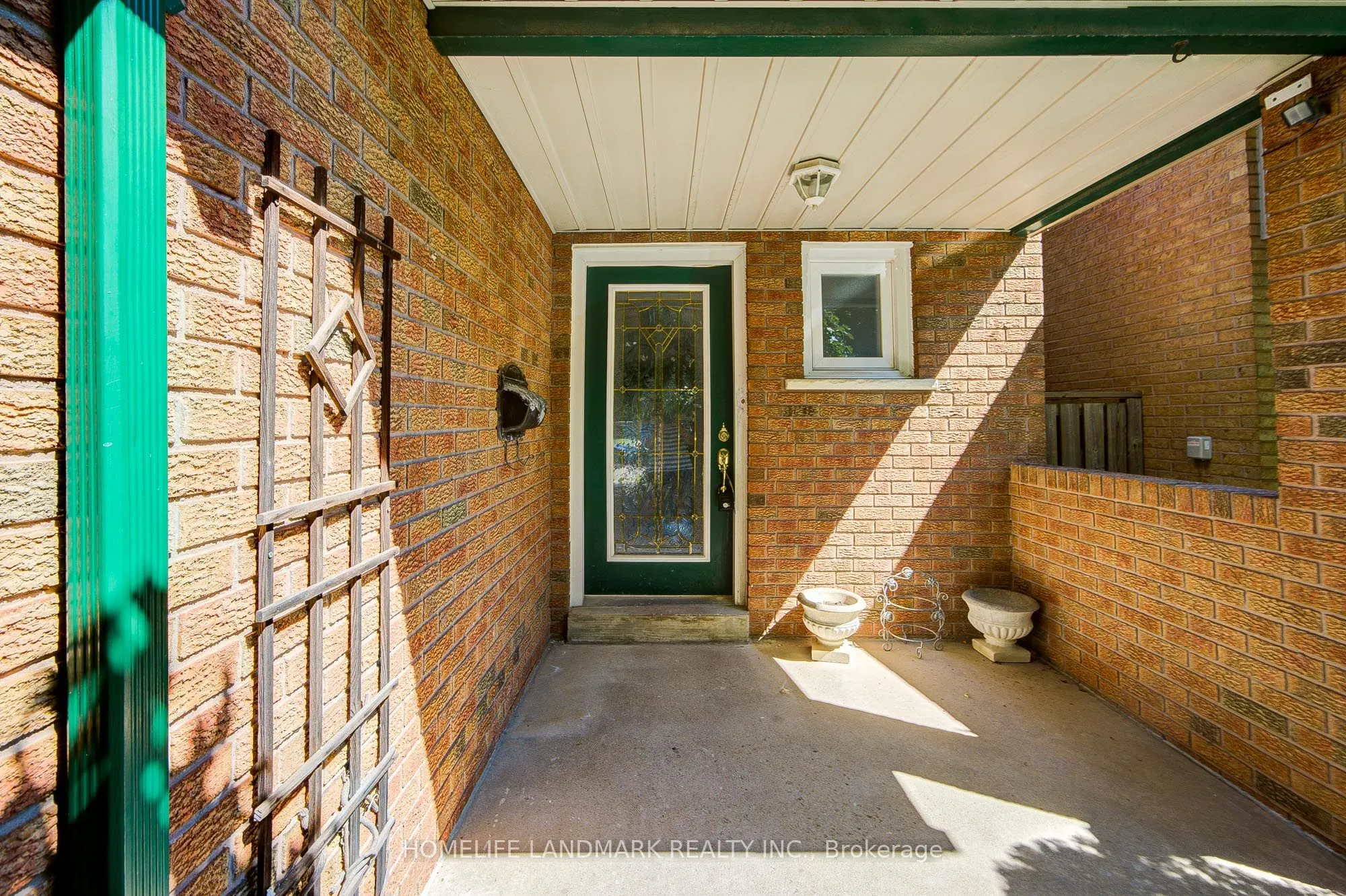 319 Hillside Drive