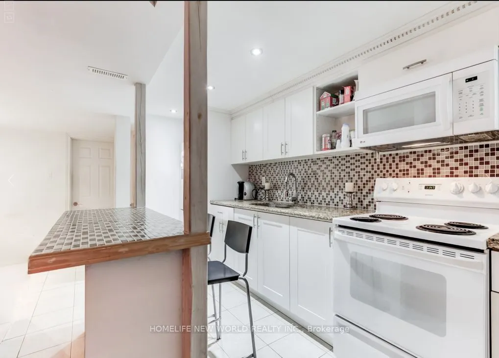 751 St Clarens Avenue, #Lower
