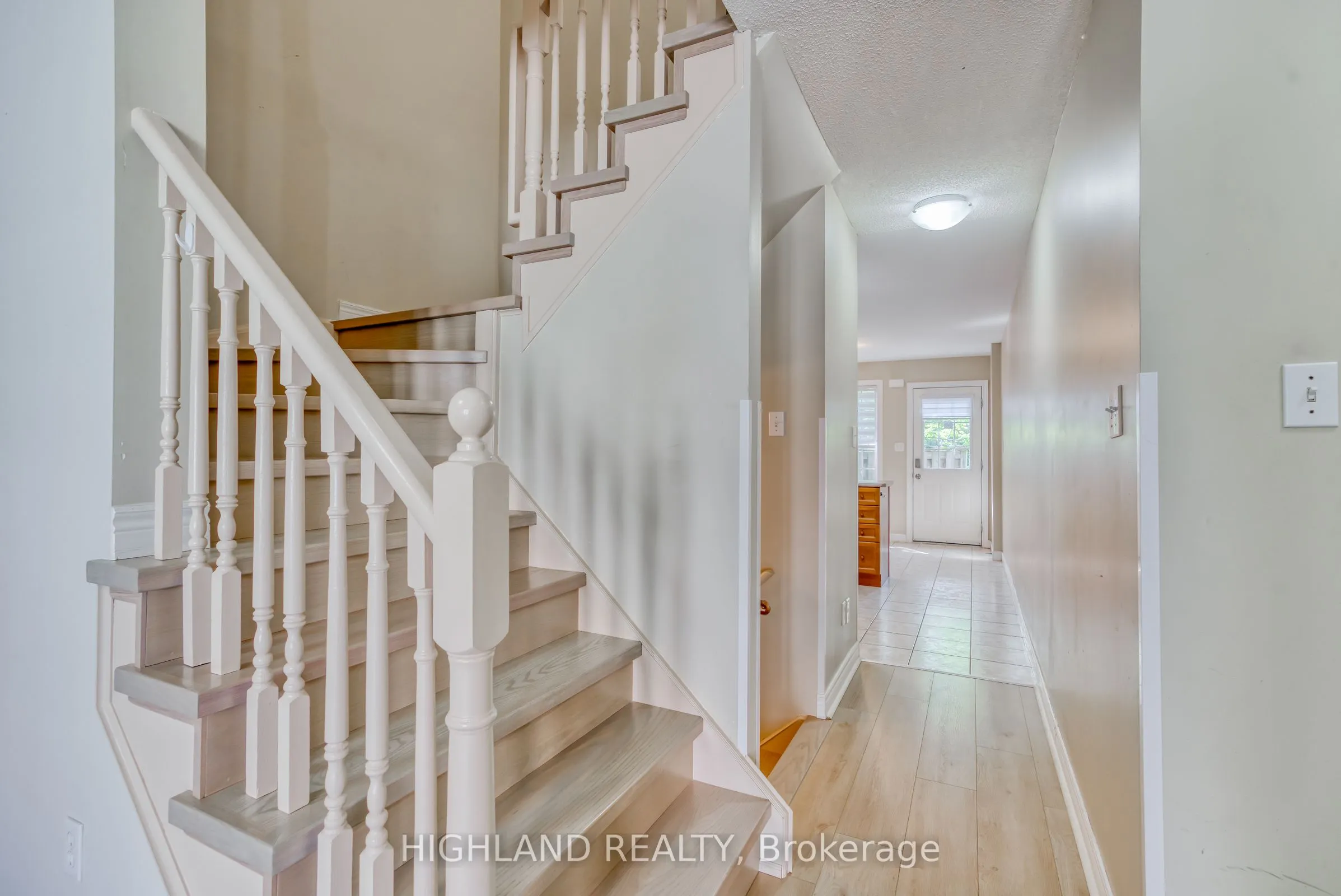 1750 Creek Way, #11