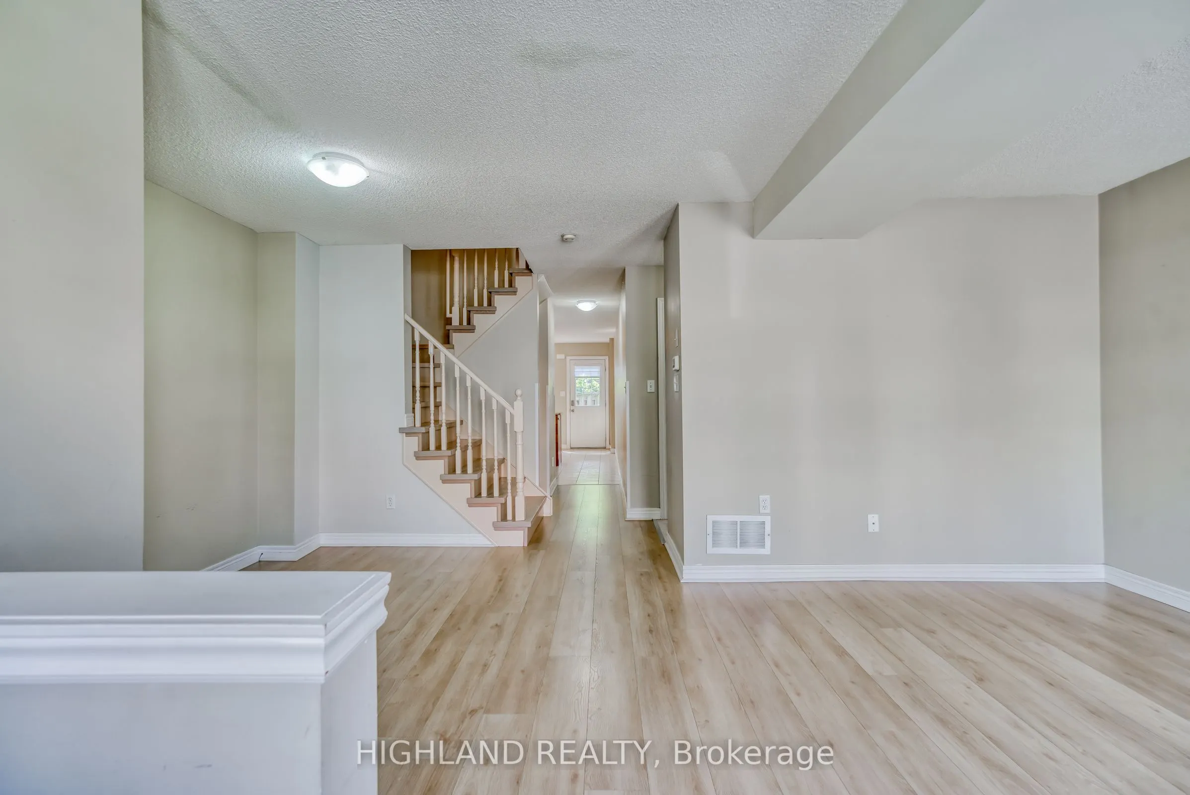 1750 Creek Way, #11