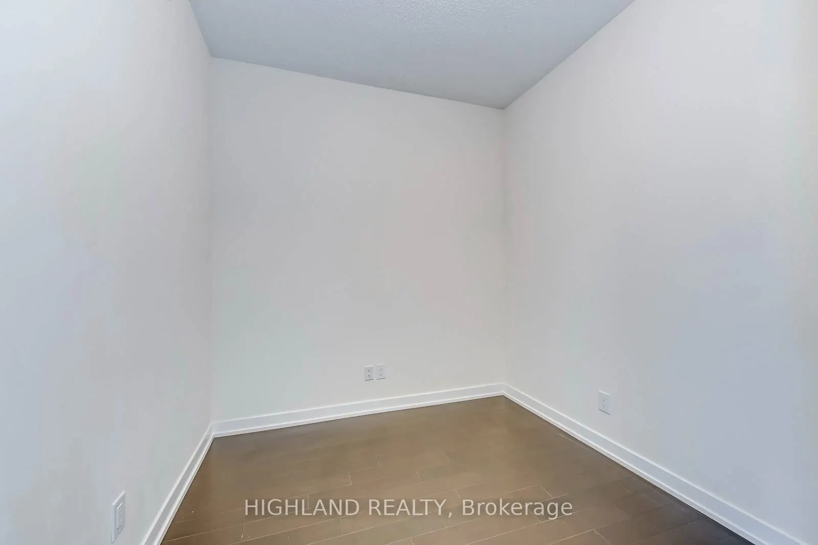 510 Curran Place, #1010