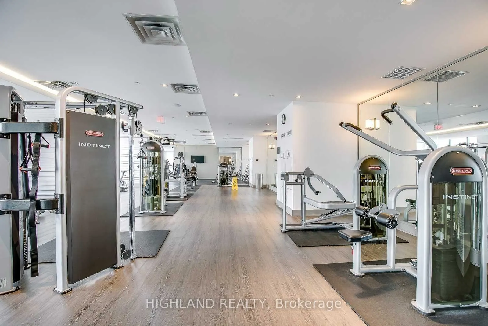 510 Curran Place, #1010