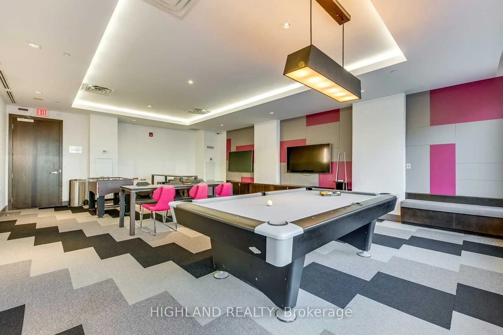 510 Curran Place, #1010