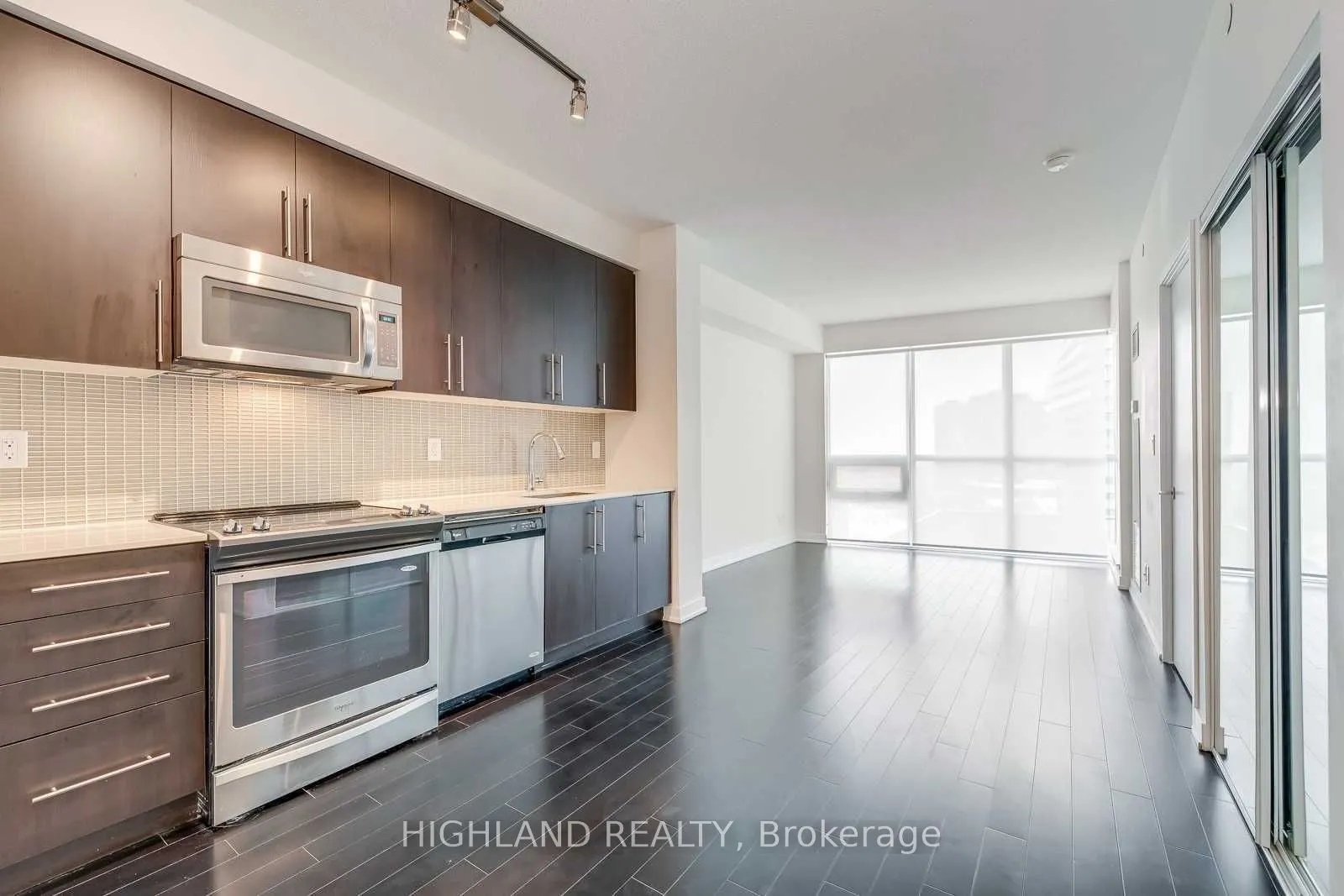 510 Curran Place, #1010