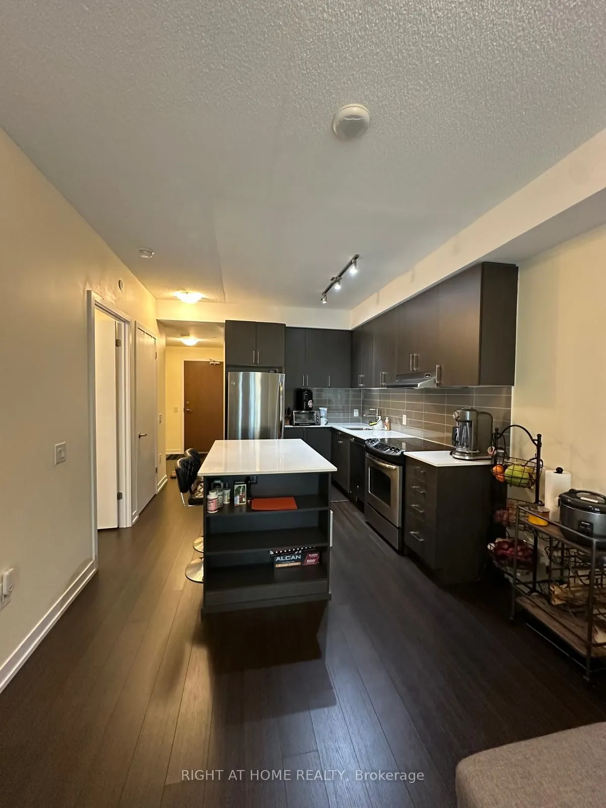 2560 Eglinton Avenue W, #1803