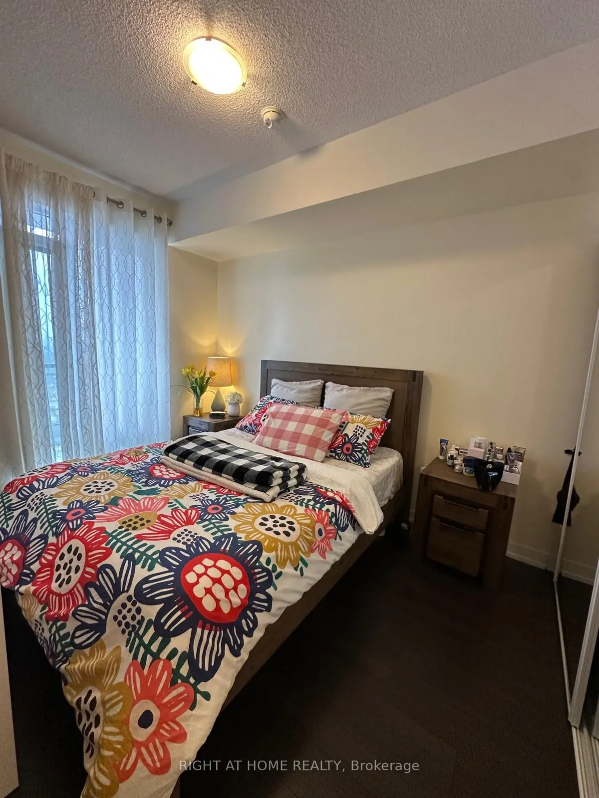 2560 Eglinton Avenue W, #1803
