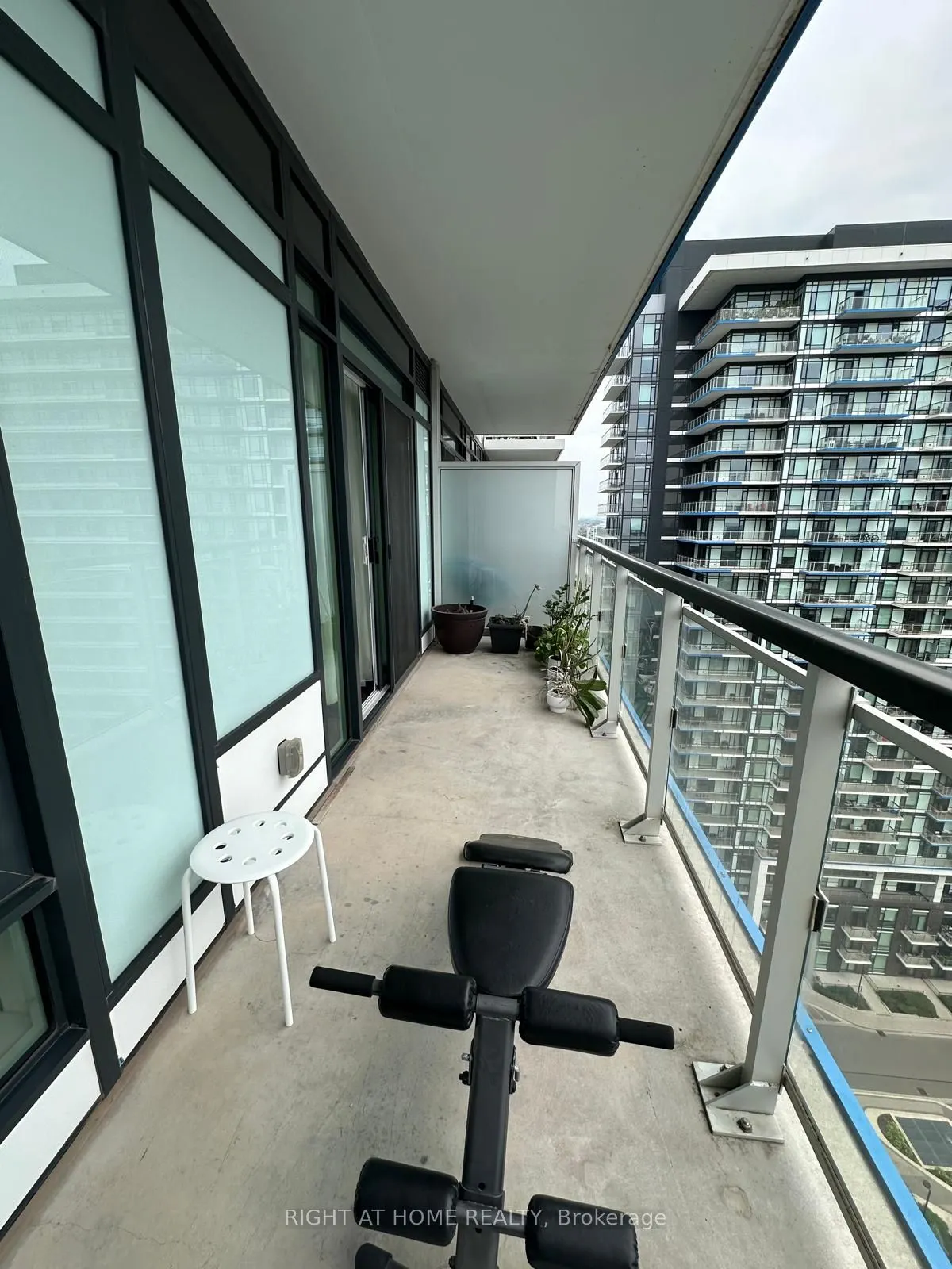 2560 Eglinton Avenue W, #1803