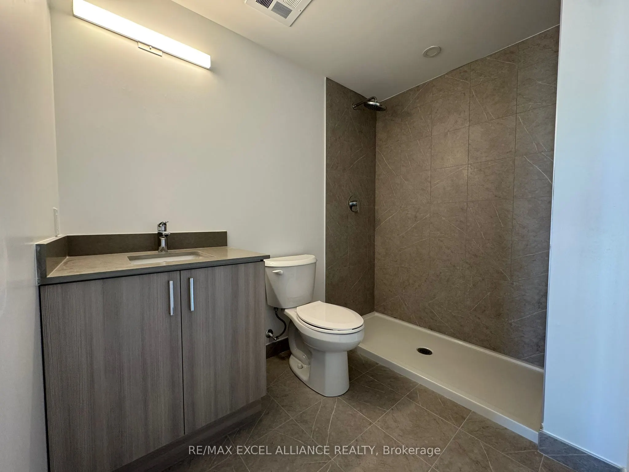 1005 Dundas Street E, #603