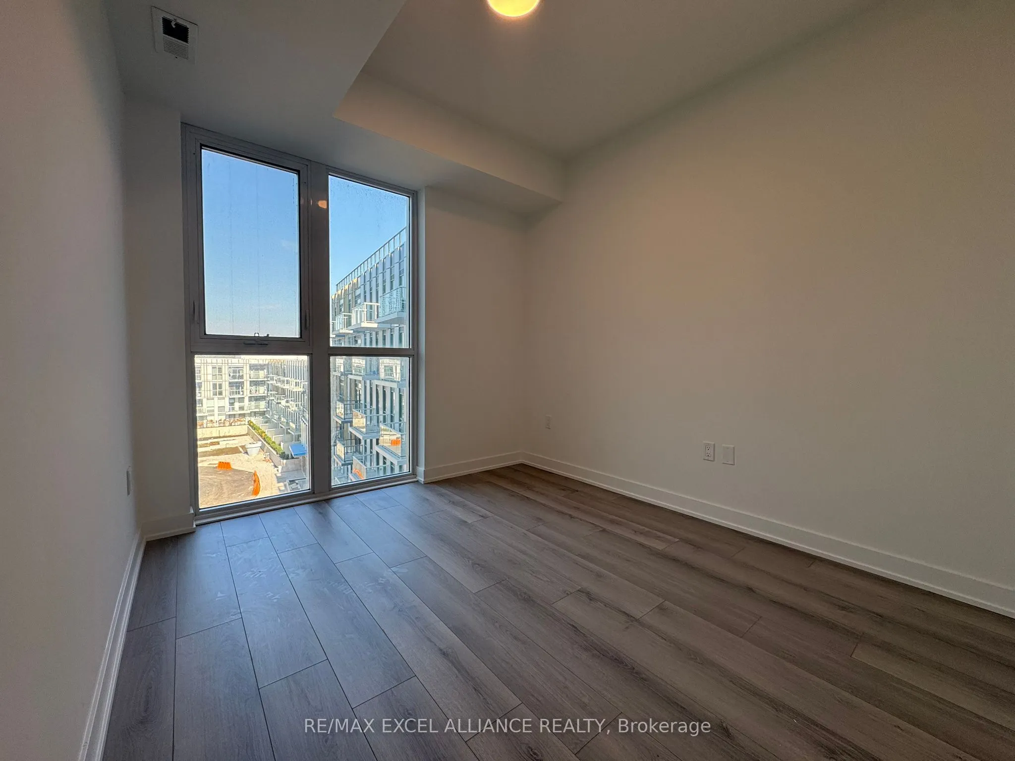 1005 Dundas Street E, #603