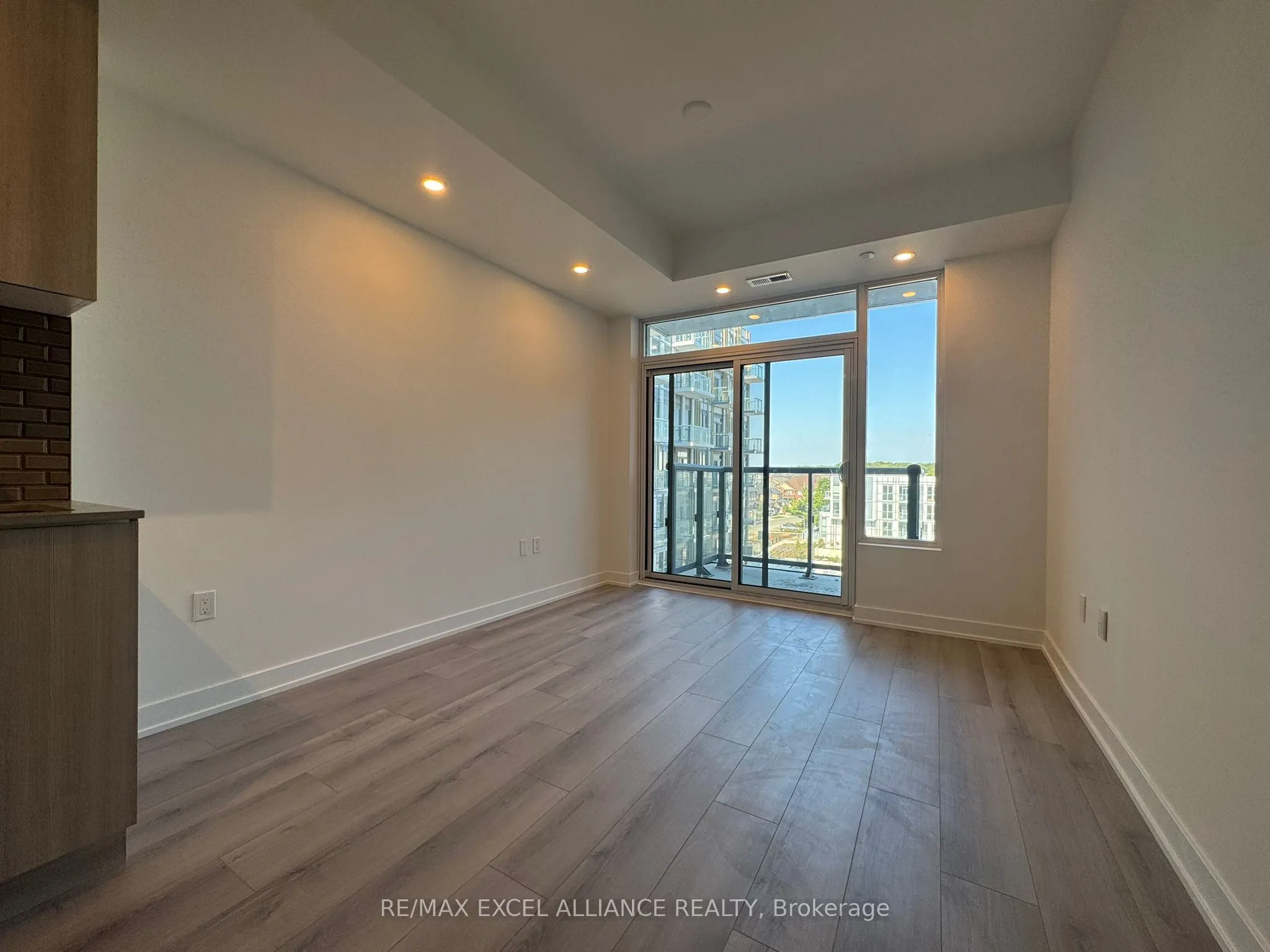 1005 Dundas Street E, #603