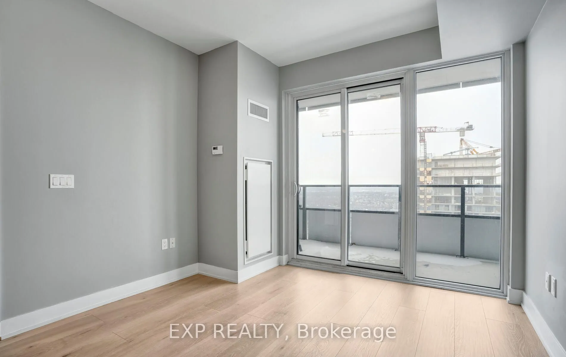 30 Shore Breeze Drive, #5504