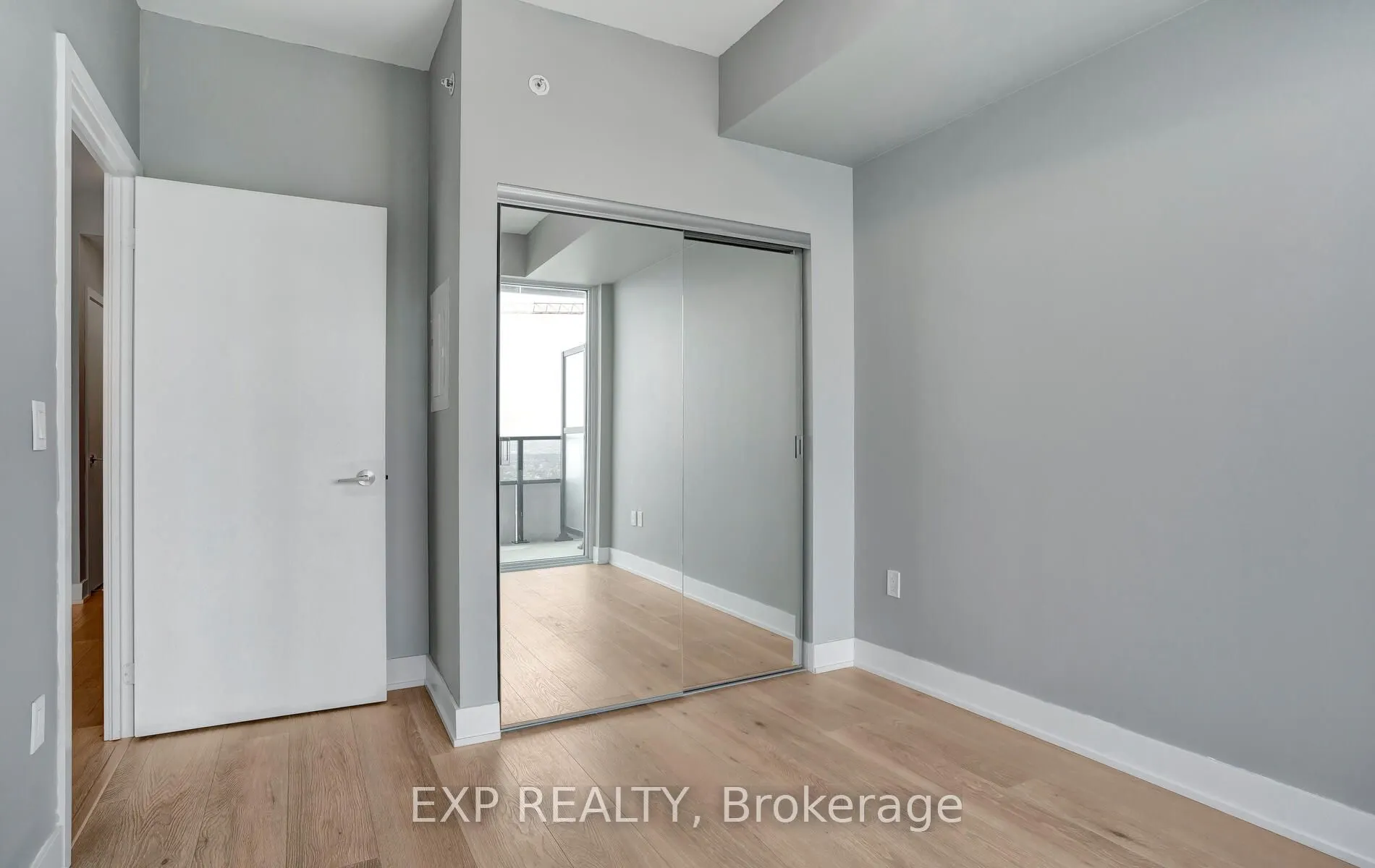 30 Shore Breeze Drive, #5504