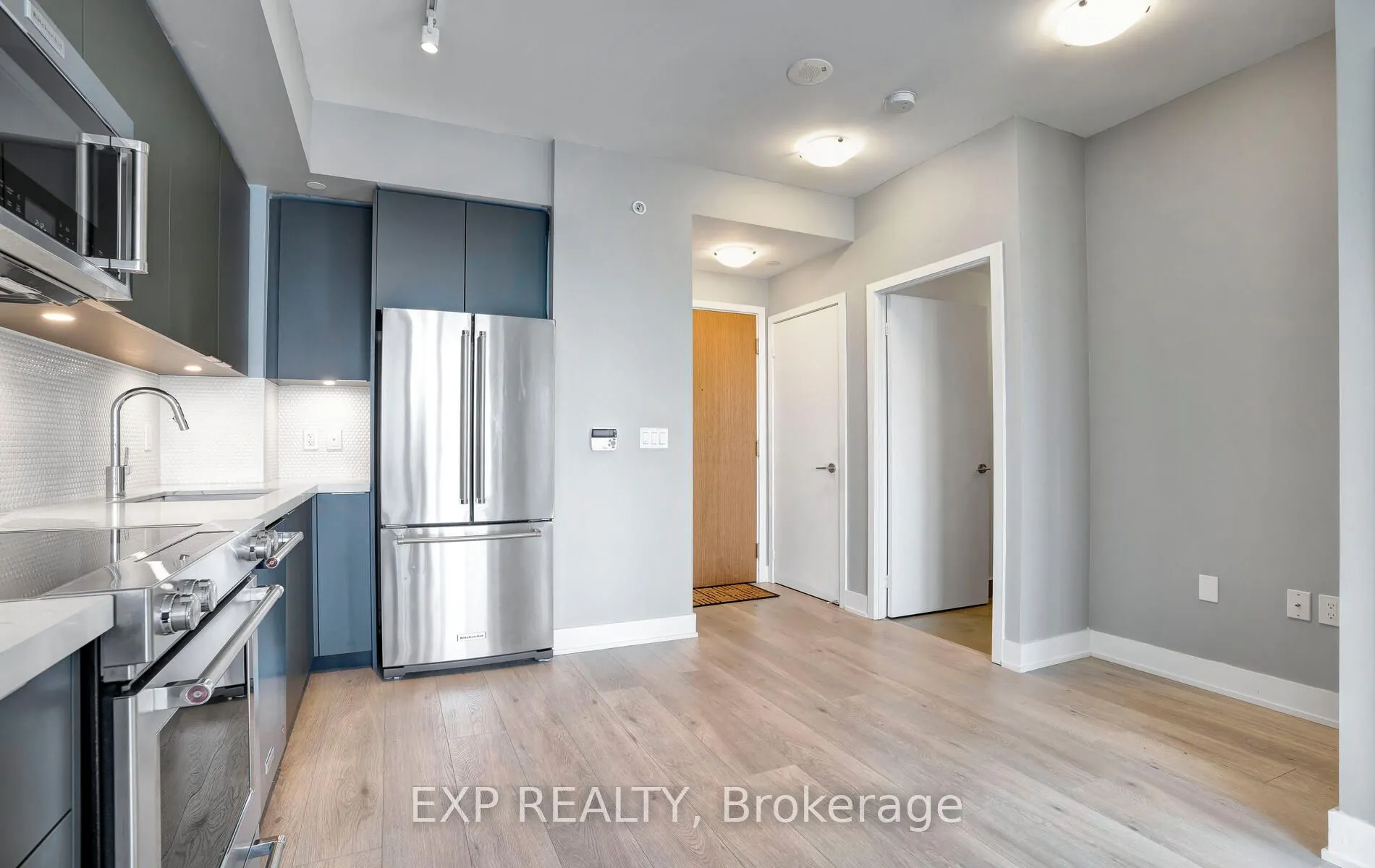30 Shore Breeze Drive, #5504