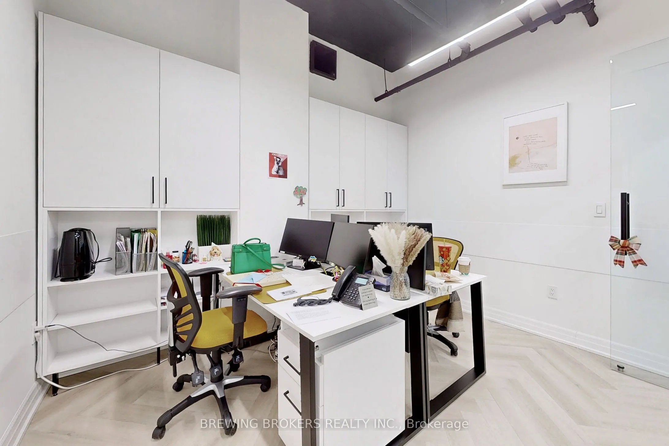 1275 Finch Avenue W, #404-406