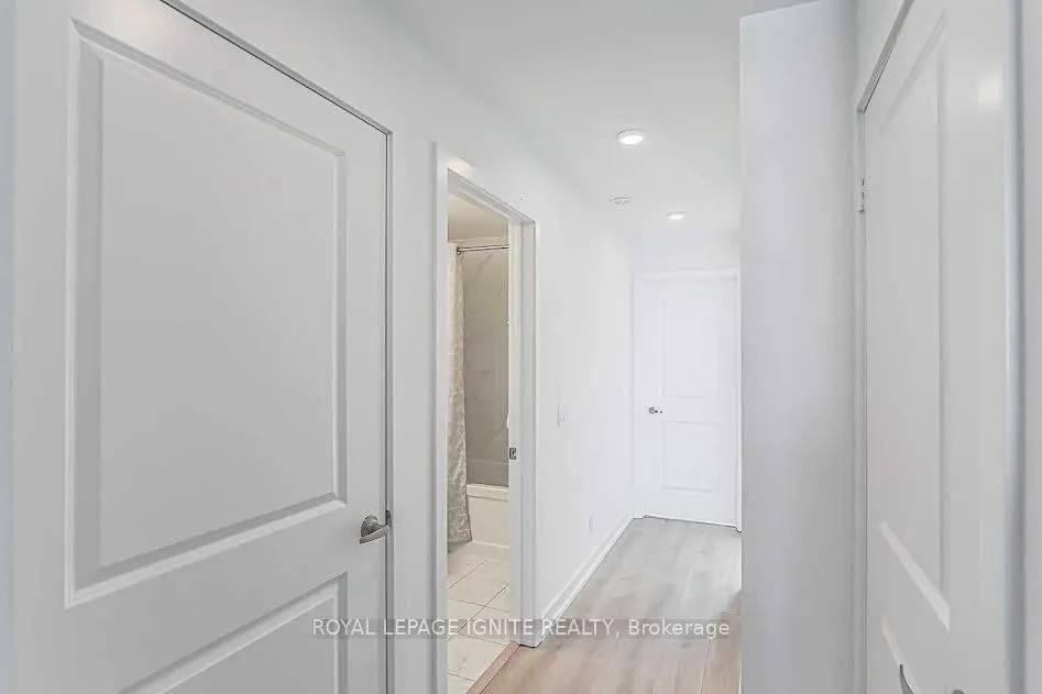 3058 Sixth Line, #203