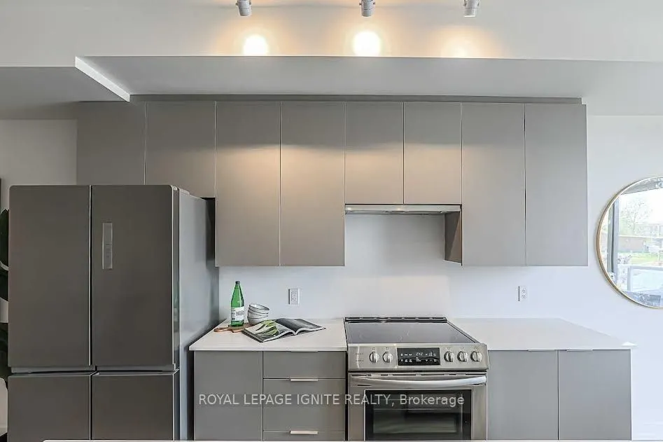 3058 Sixth Line, #203