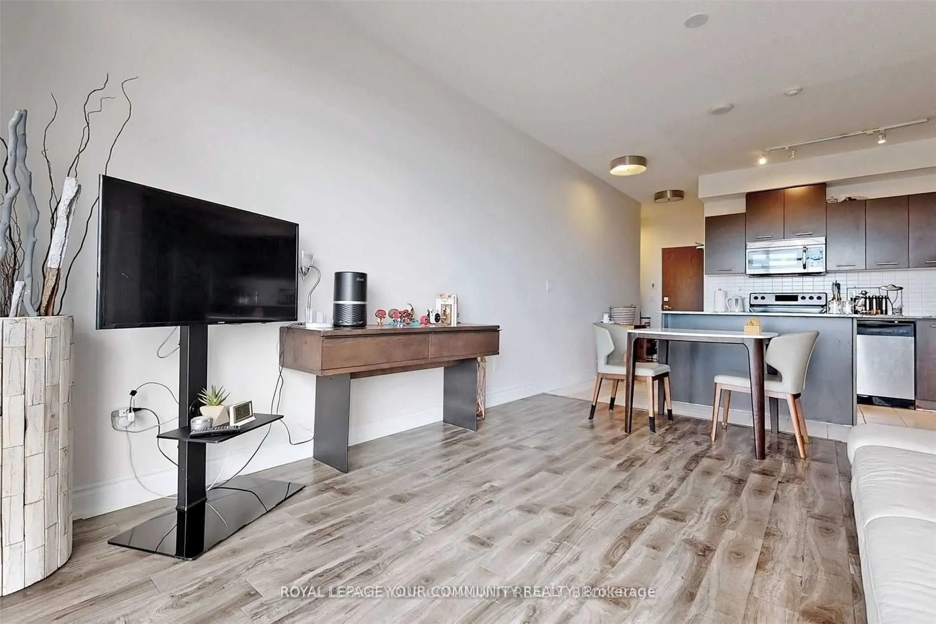 360 Square One Drive, #2309