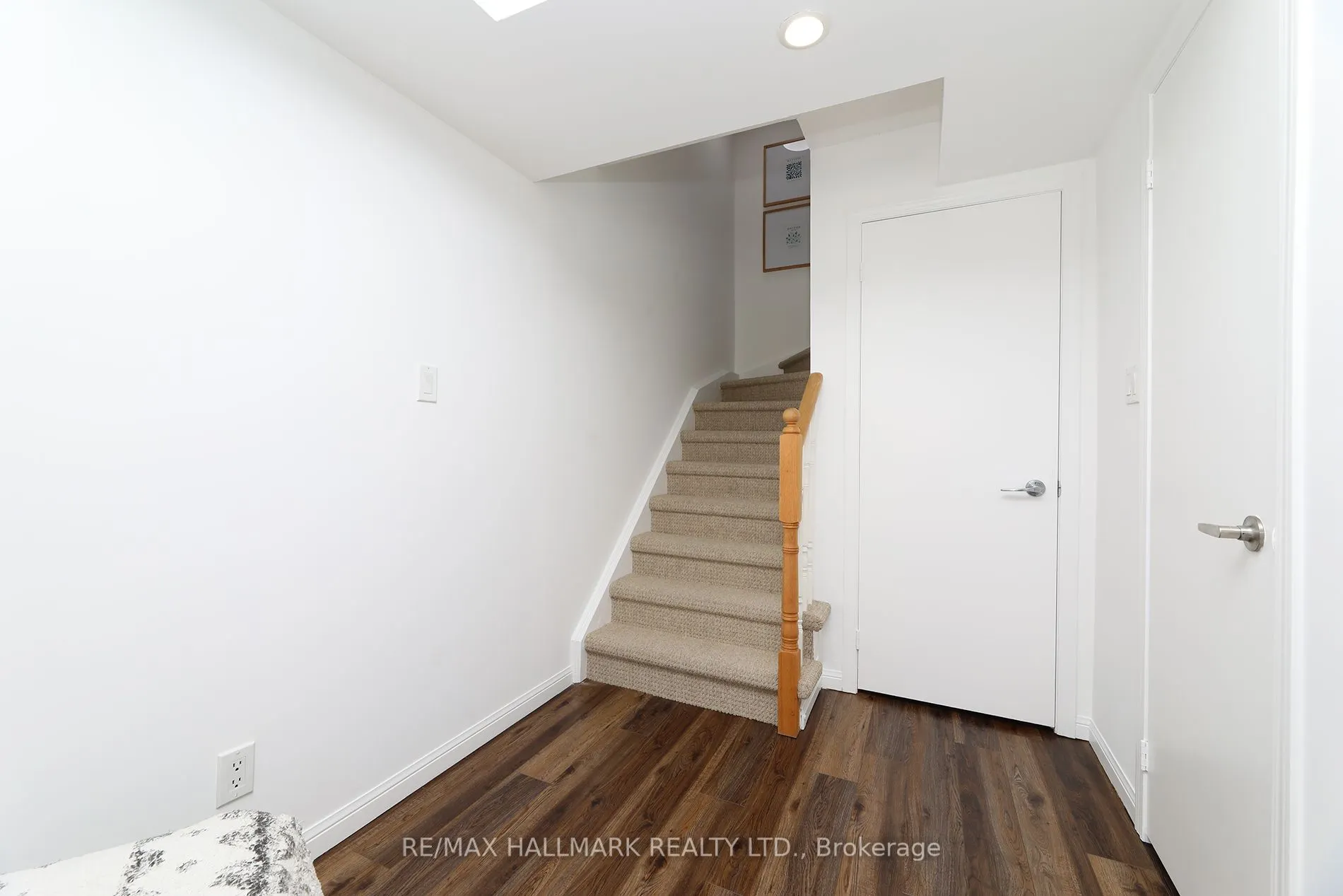 18 Laidlaw Street, #1005