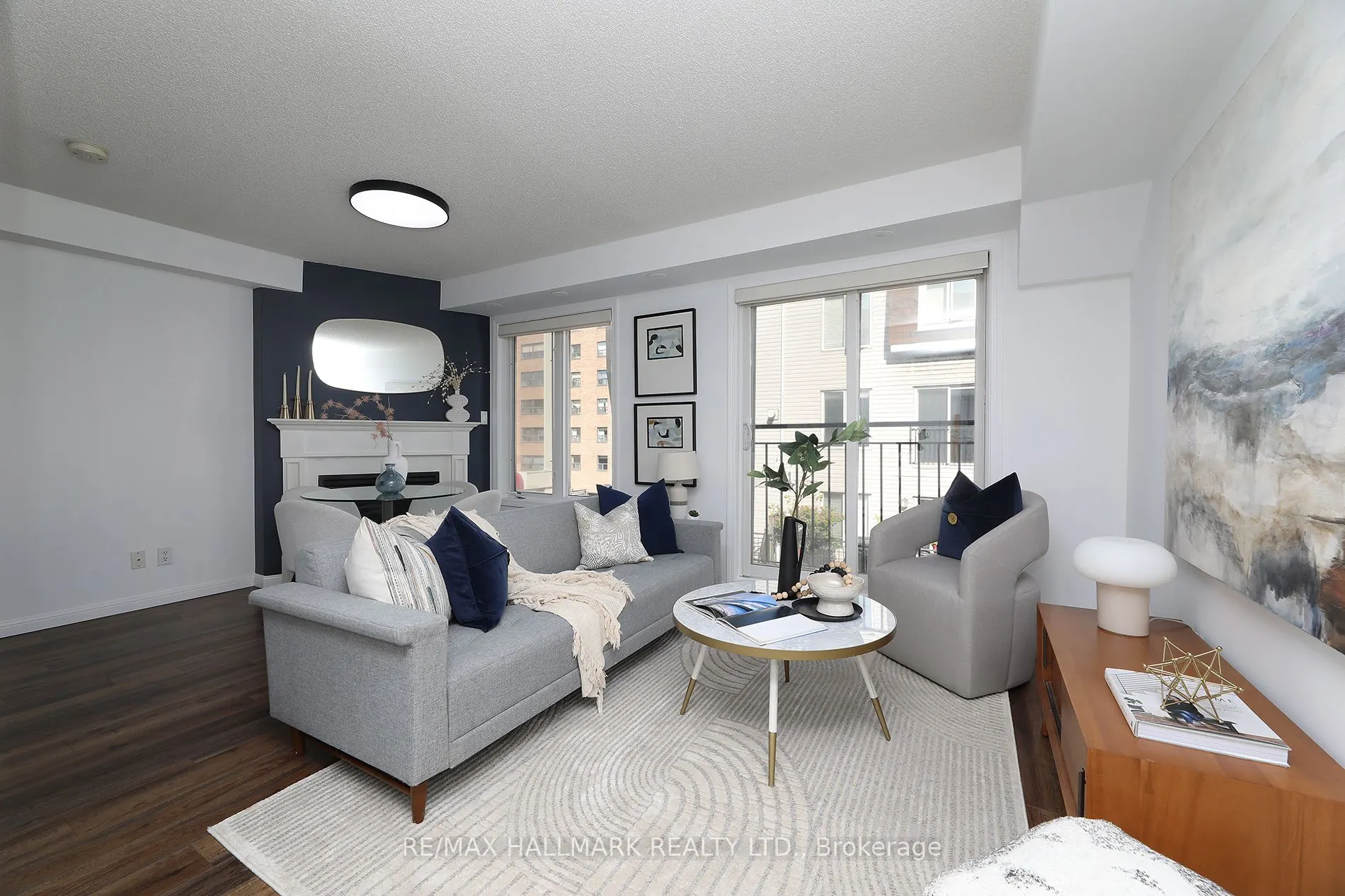 18 Laidlaw Street, #1005