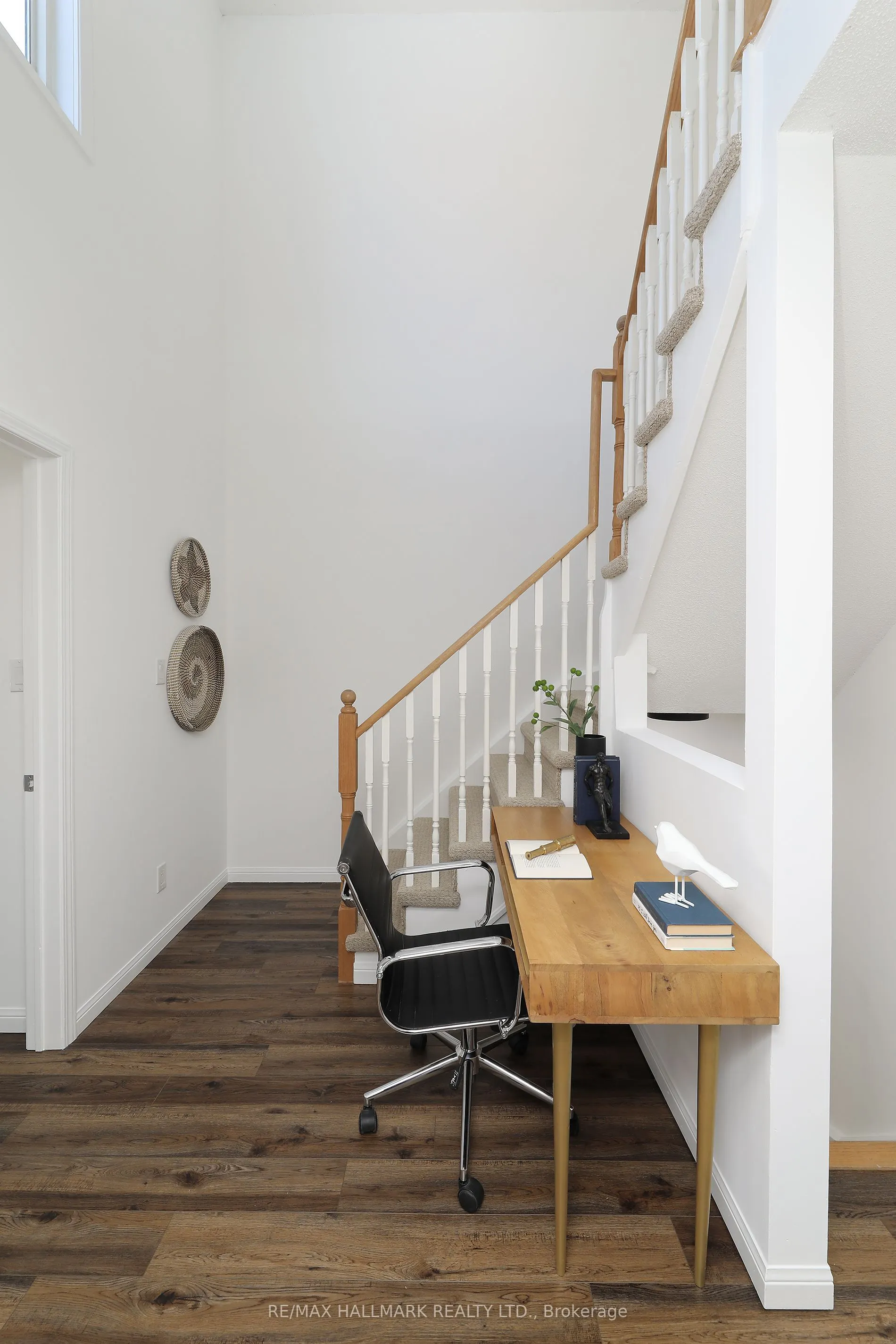18 Laidlaw Street, #1005