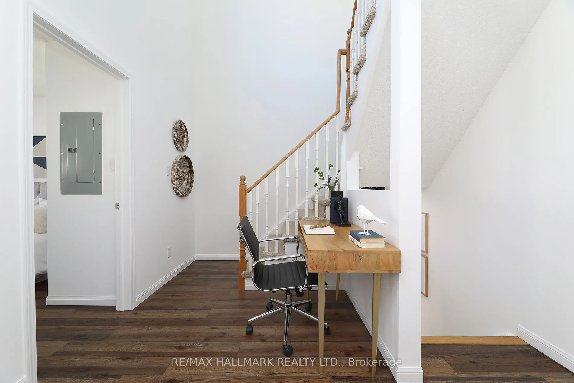 18 Laidlaw Street, #1005