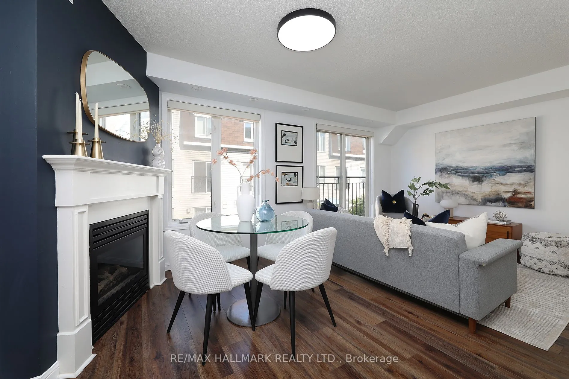 18 Laidlaw Street, #1005