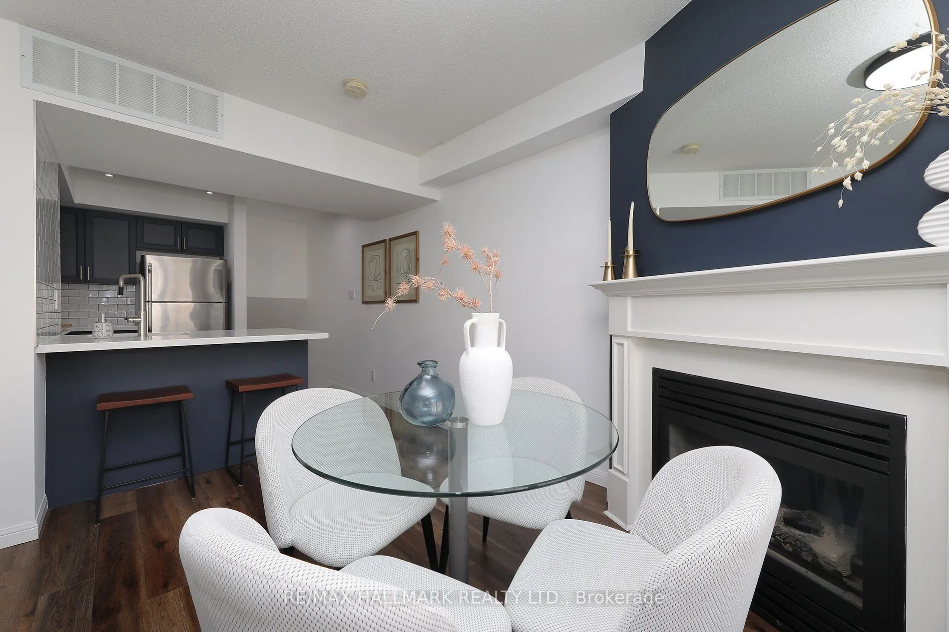 18 Laidlaw Street, #1005