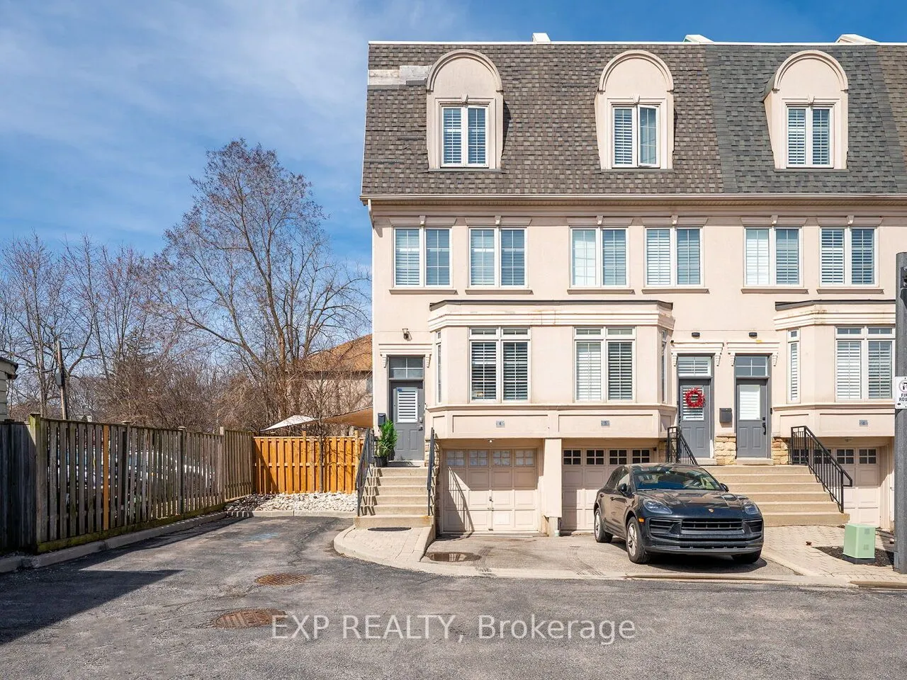2351 Lakeshore Road W, #4
