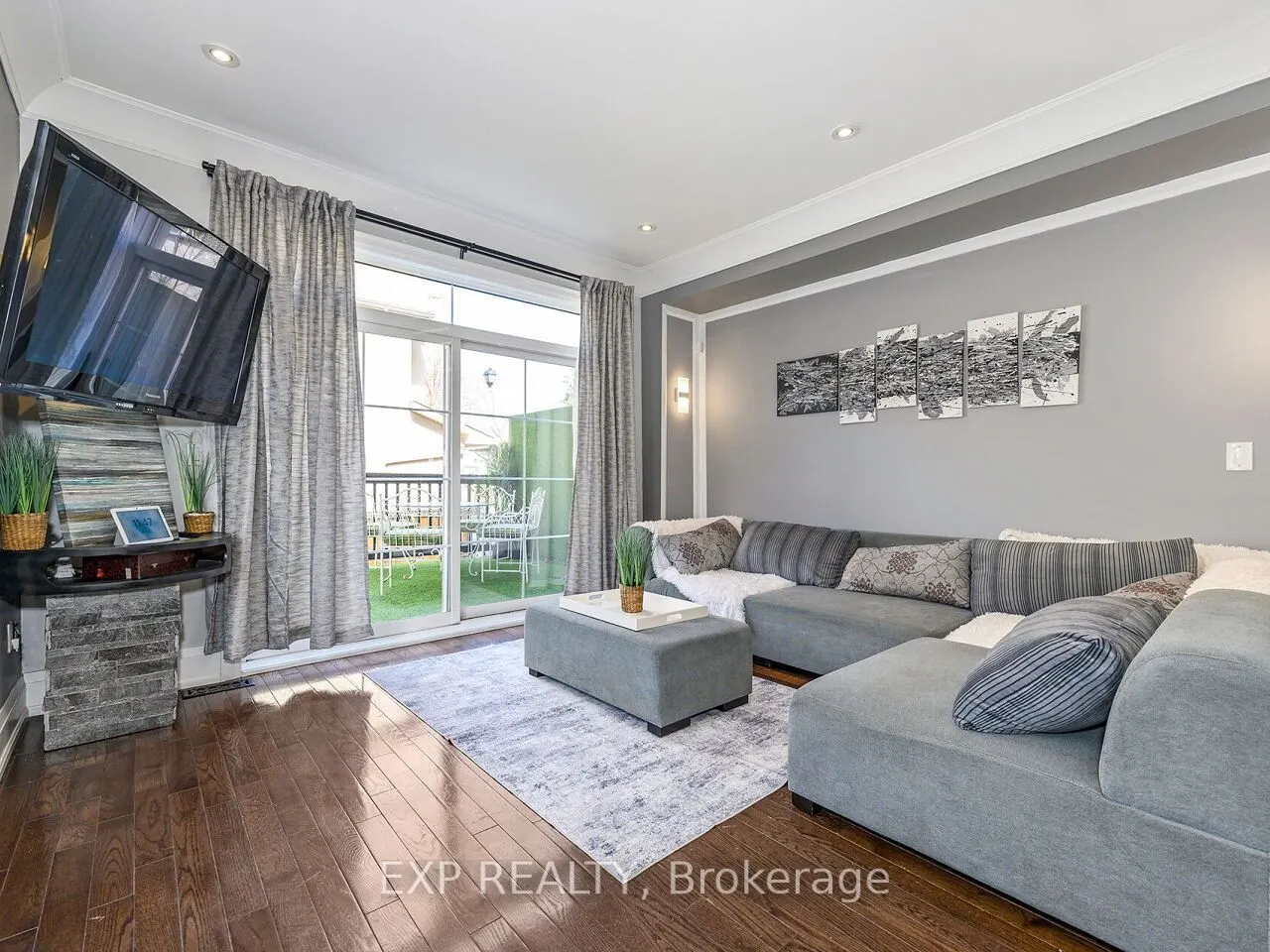2351 Lakeshore Road W, #4