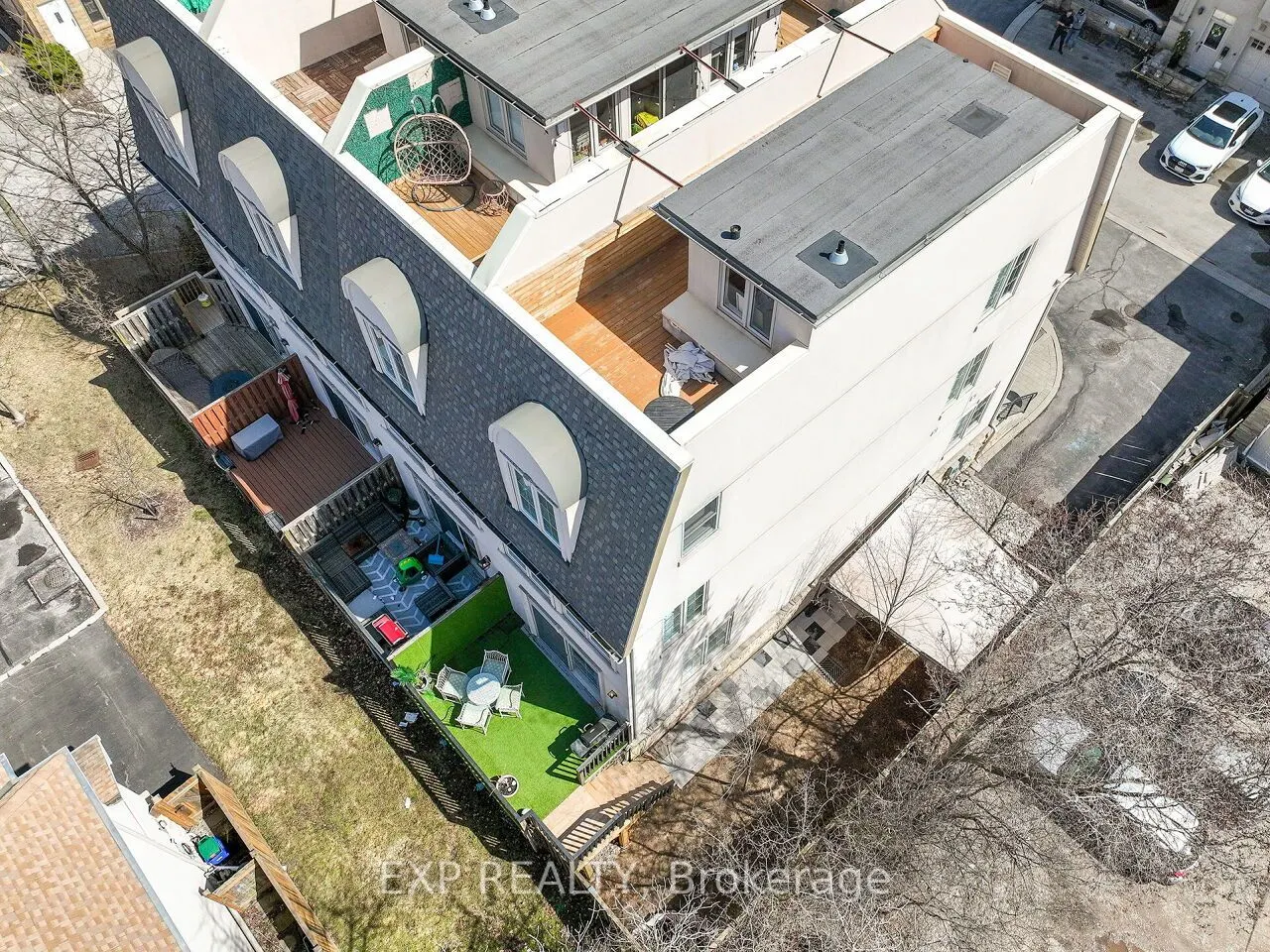 2351 Lakeshore Road W, #4