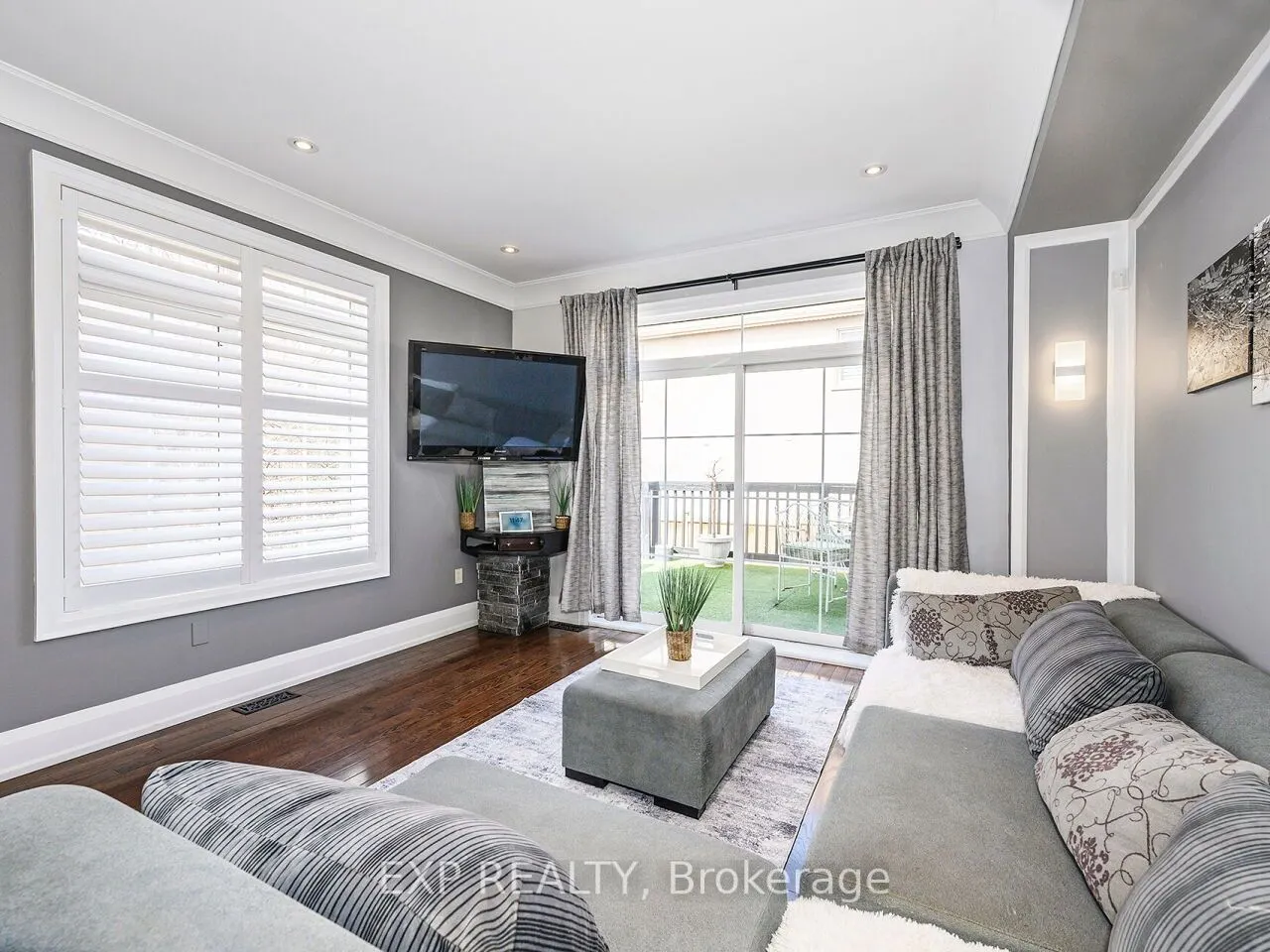 2351 Lakeshore Road W, #4