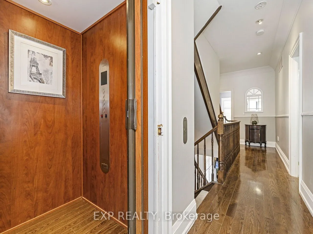 2351 Lakeshore Road W, #4