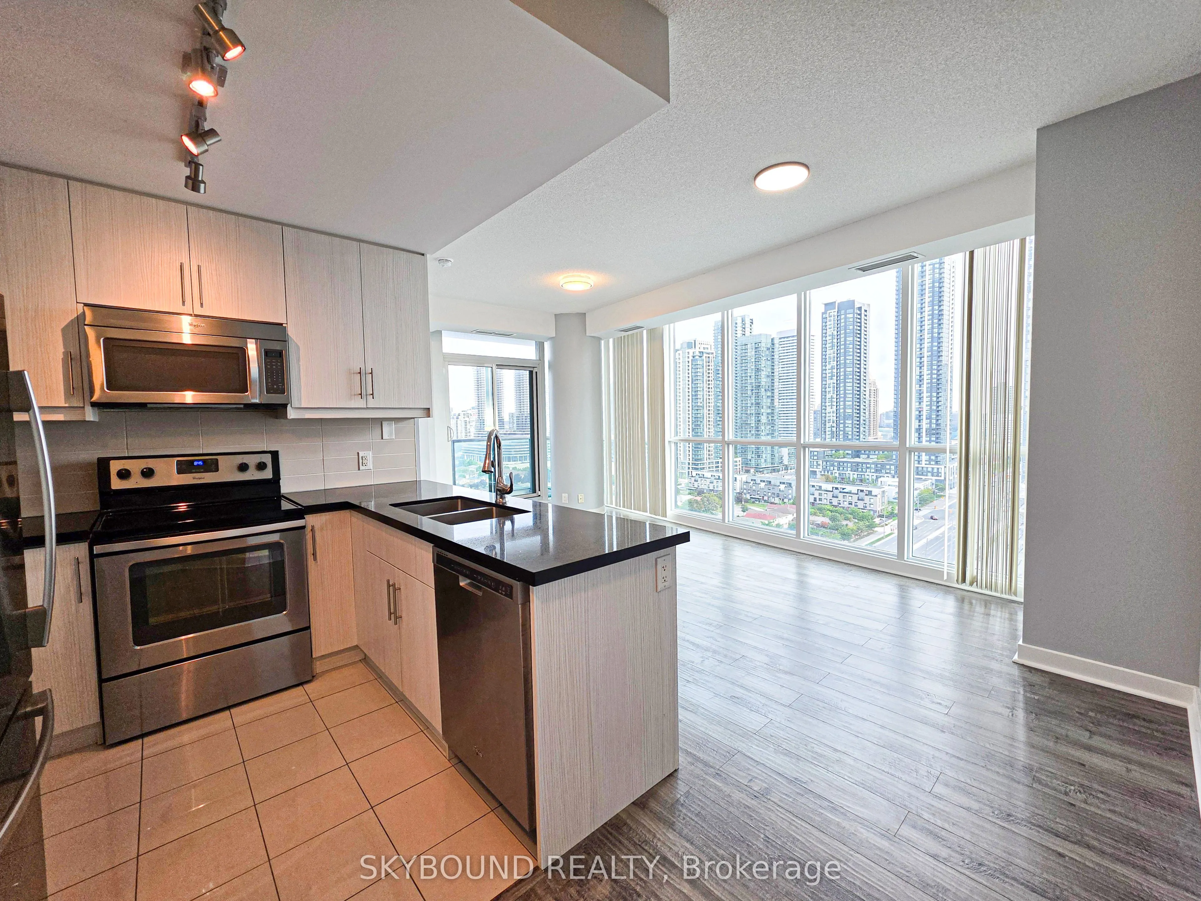 3985 Grand Park Drive, #1611