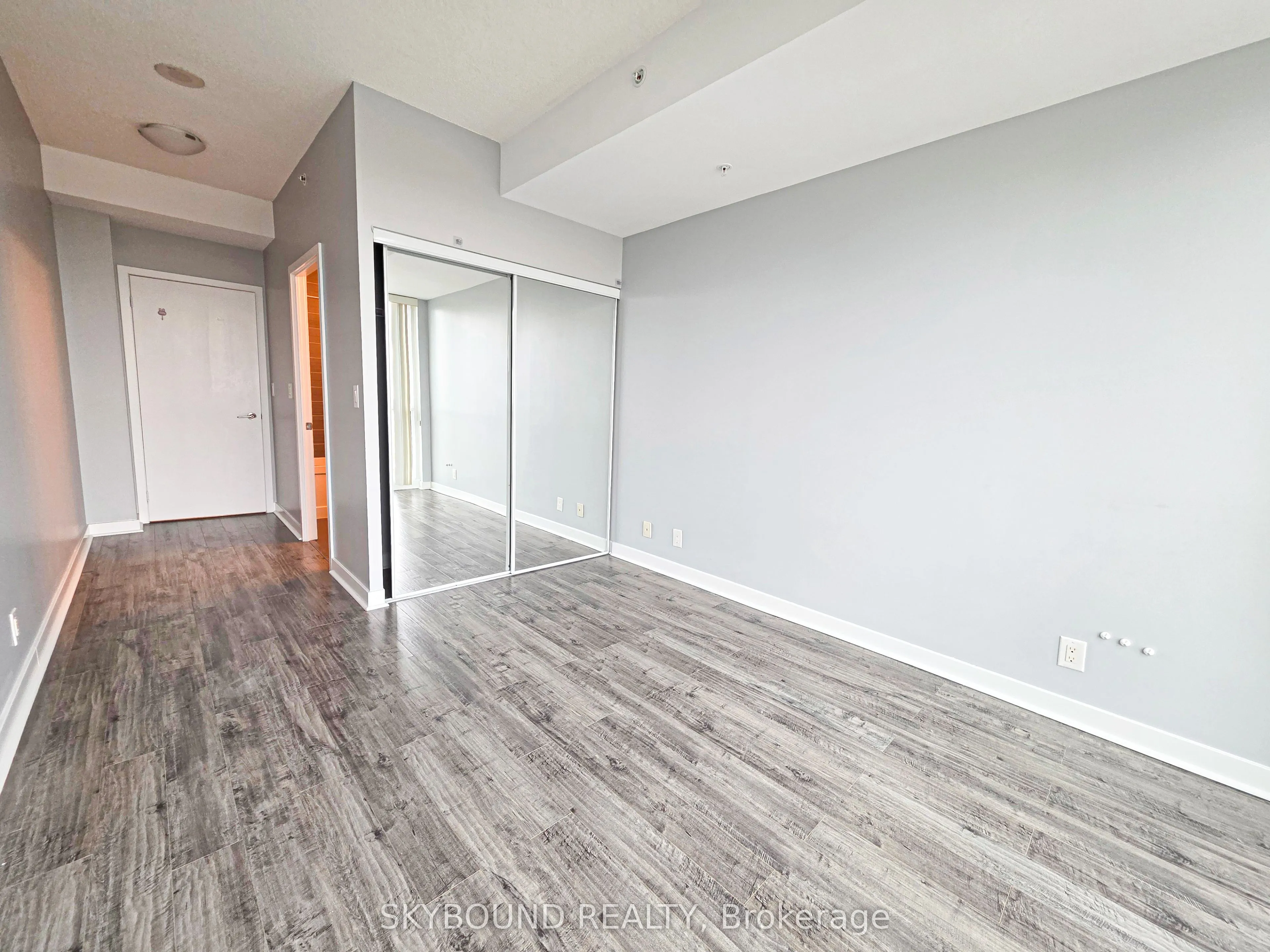 3985 Grand Park Drive, #1611
