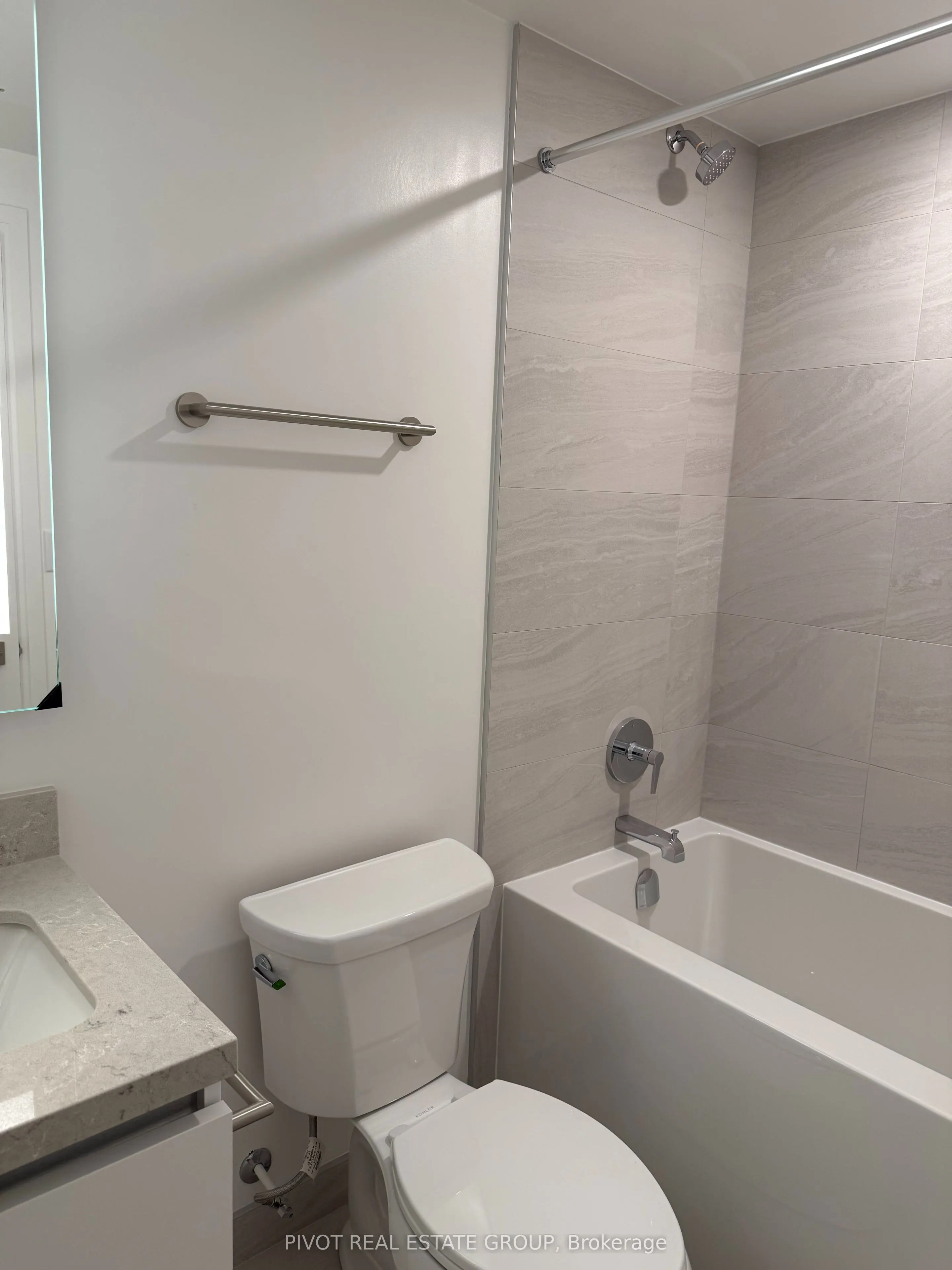 4015 The Exchange, #2209