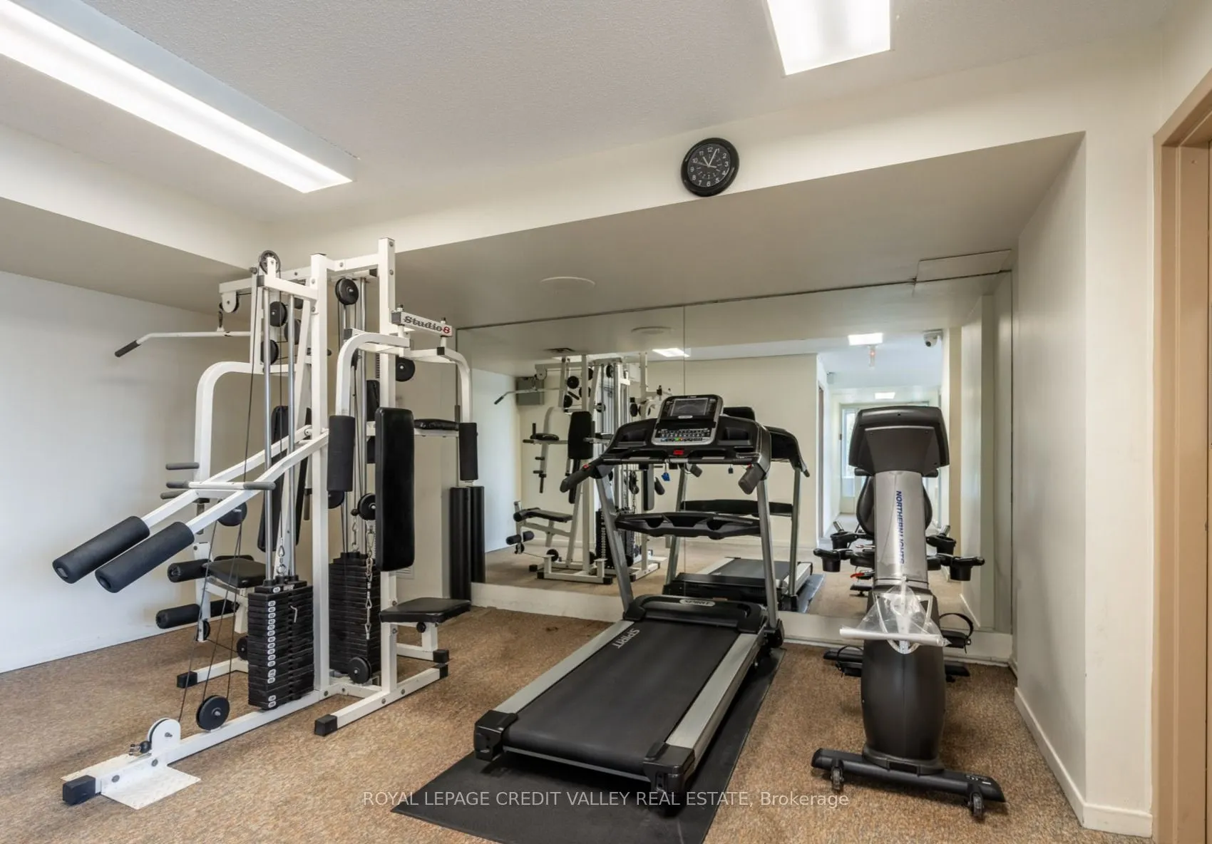 5280 Lakeshore Road, #911