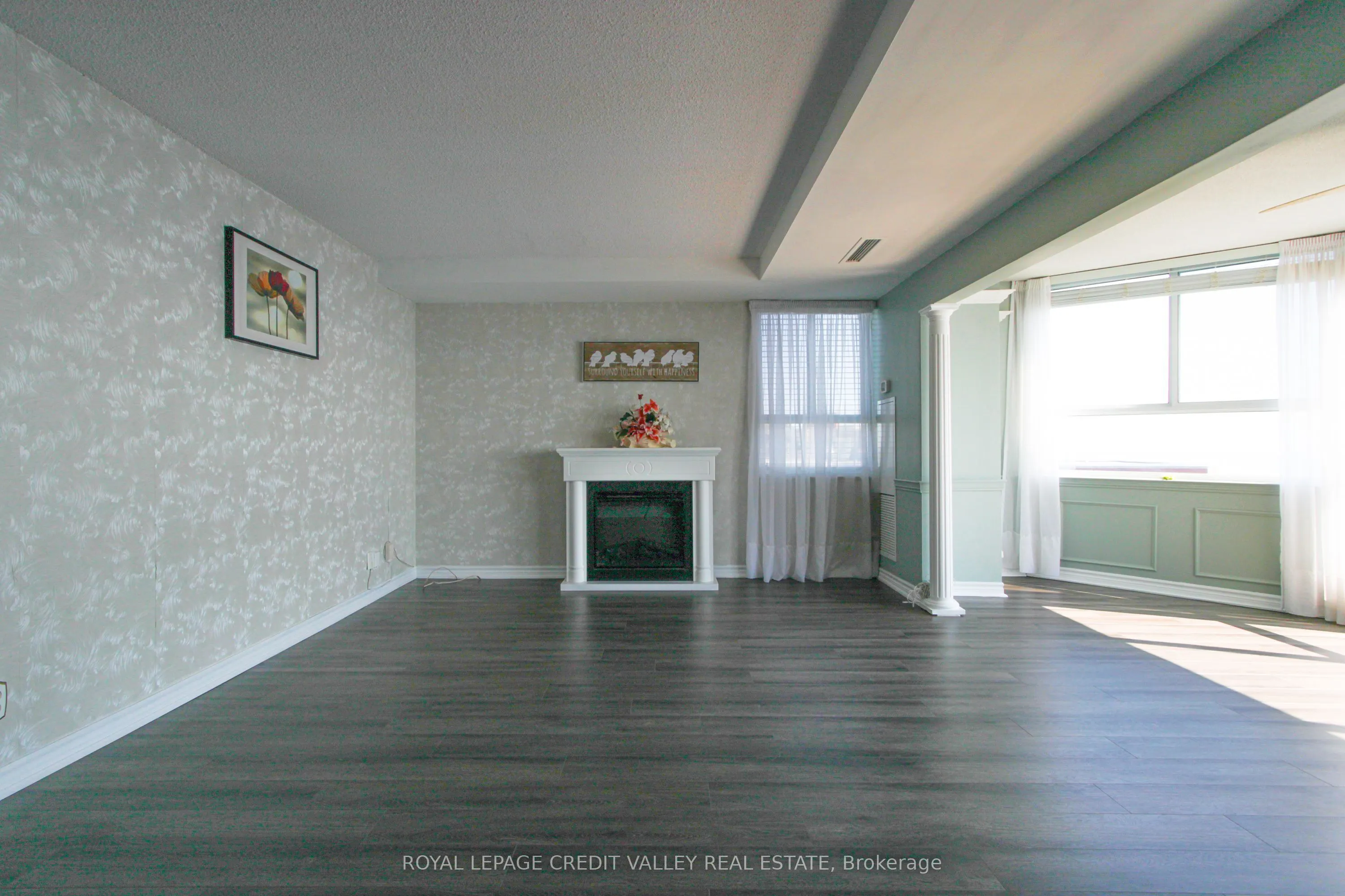 5280 Lakeshore Road, #911