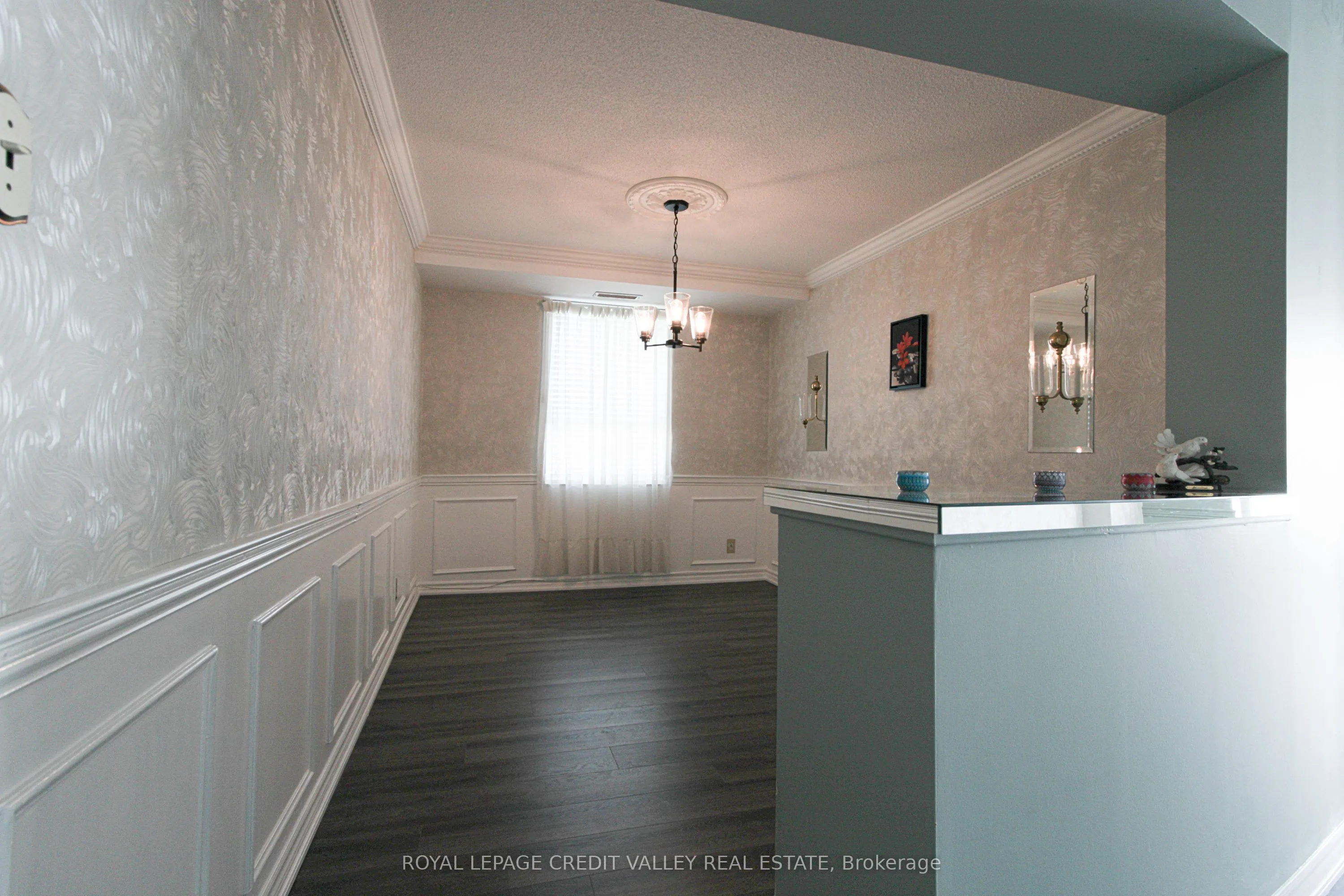 5280 Lakeshore Road, #911