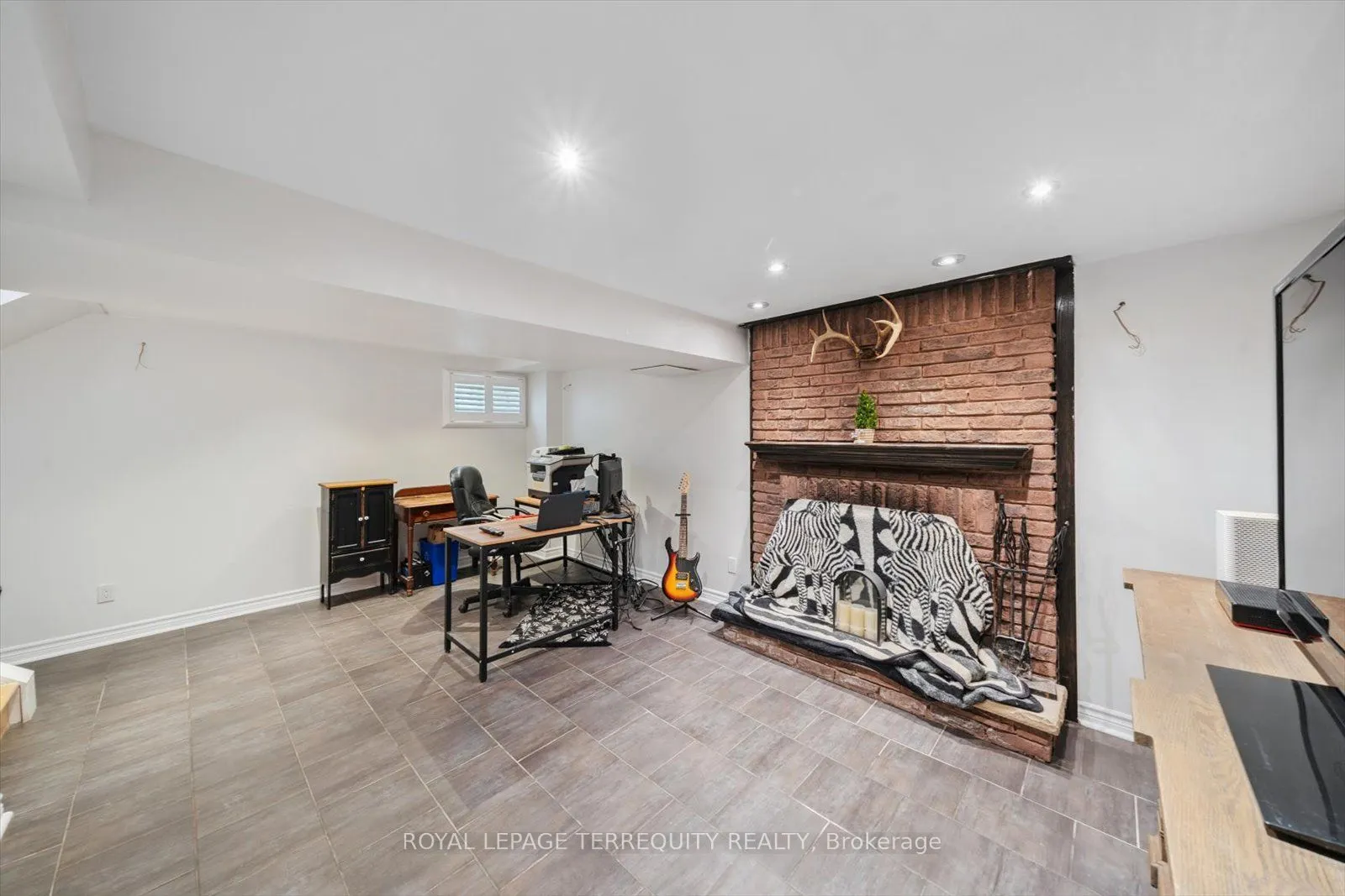 1825 Hyde Mill Crescent, #26