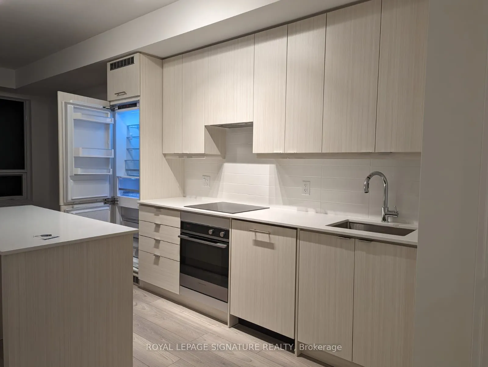 36 Elm Drive, #3306