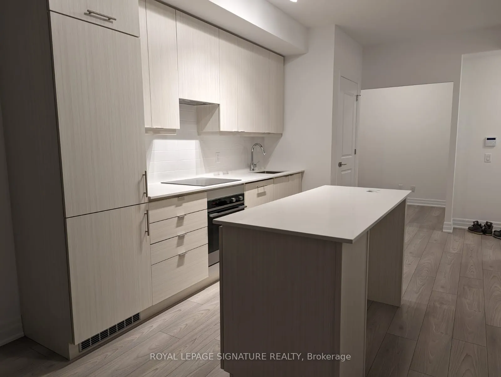 36 Elm Drive, #3306
