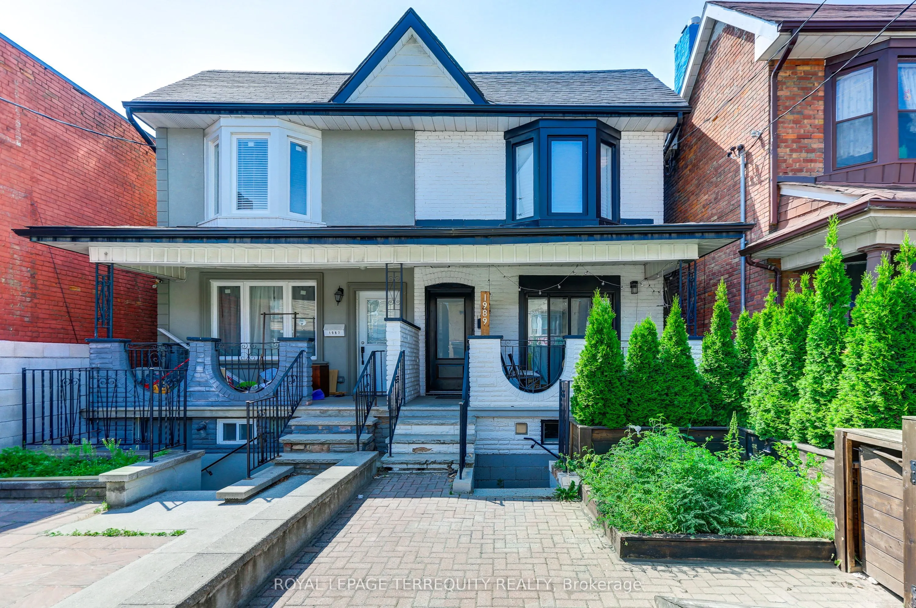 1989 Davenport Road, #upper #2