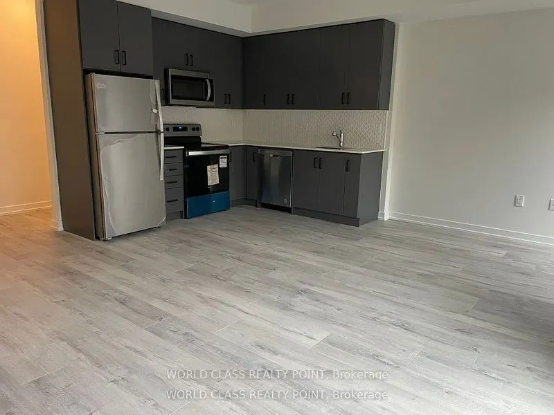 3550 Colonial Drive, #33