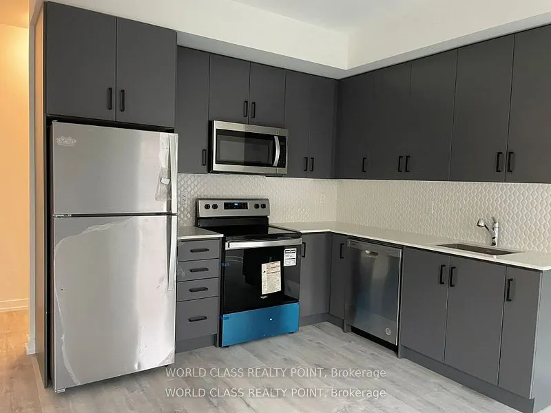 3550 Colonial Drive, #33
