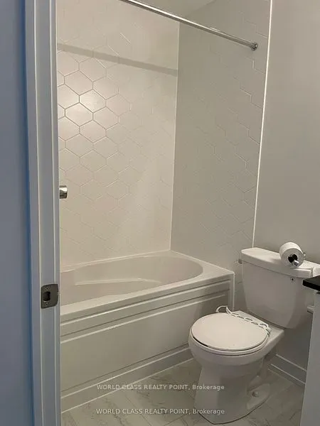 3550 Colonial Drive, #33
