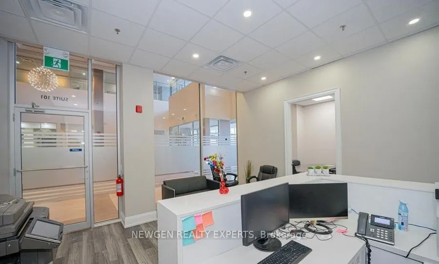 218 Export Boulevard, #101
