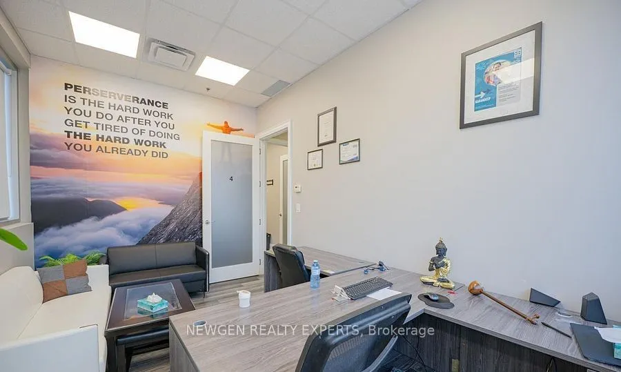 218 Export Boulevard, #101