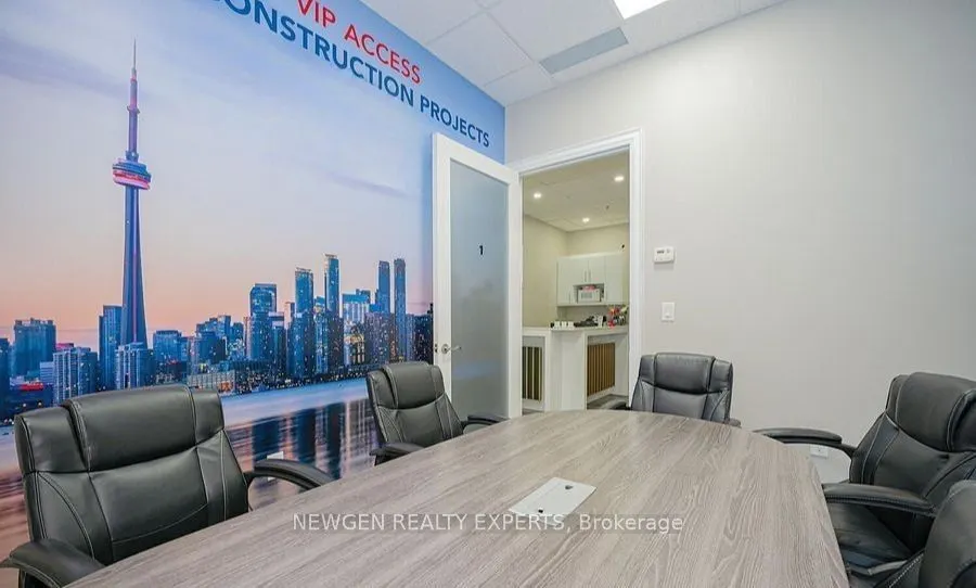 218 Export Boulevard, #101