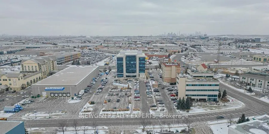218 Export Boulevard, #101