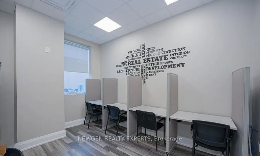 218 Export Boulevard, #101